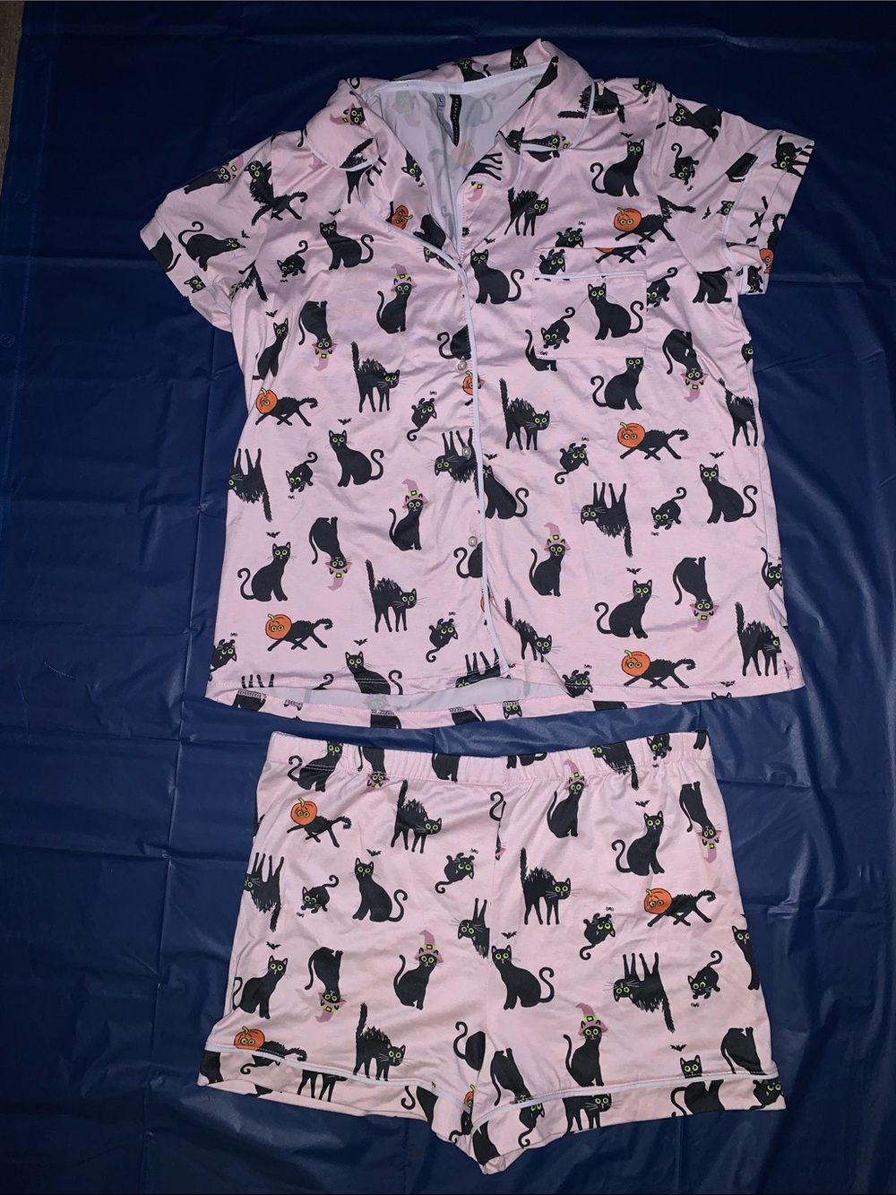 Black Cat Halloween Print Pajamas